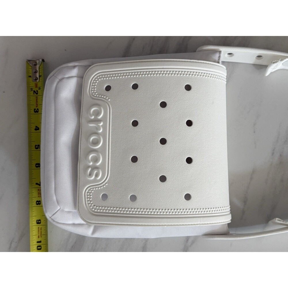 Crocs Classic Crossbody Bag - White - Purse- Adjustable Strap - Picture 10 of 12